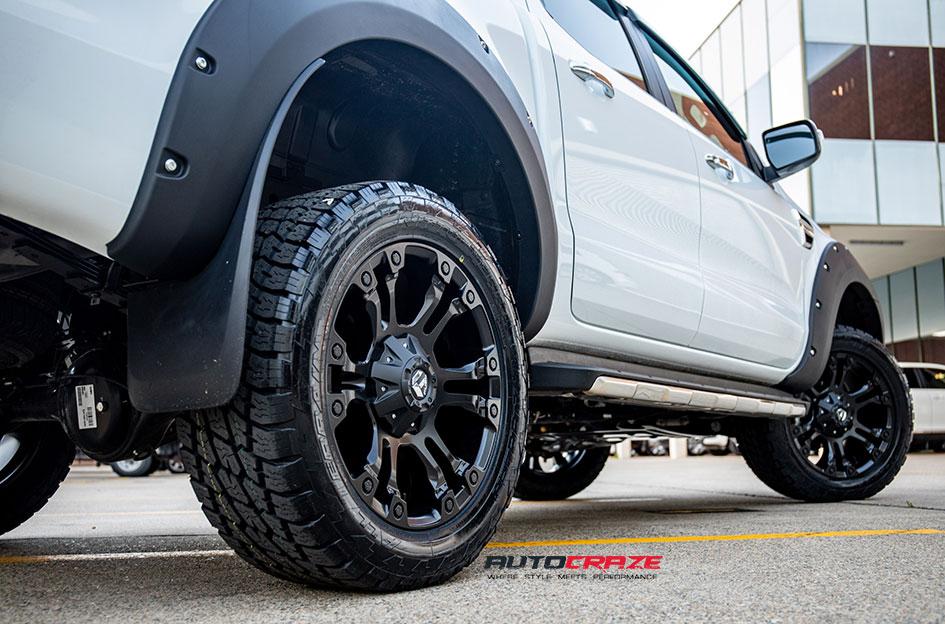 FORD-RANGER-VAPOR-MATTE-BLACK